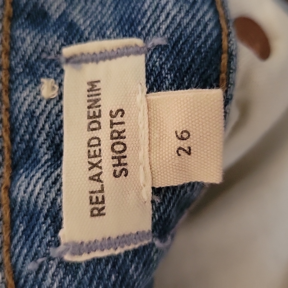 Madewell Relaxed Denim Shorts in Renfield Wash: Deconstructed Edition - Picture 4 of 4